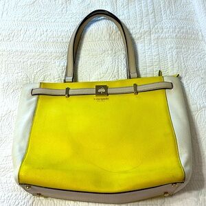 Kate Spade: Leather handbag